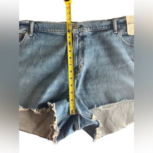 Abercrombie & Fitch Curve Love The Mom Short Mid Rise - Picture 10 of 15